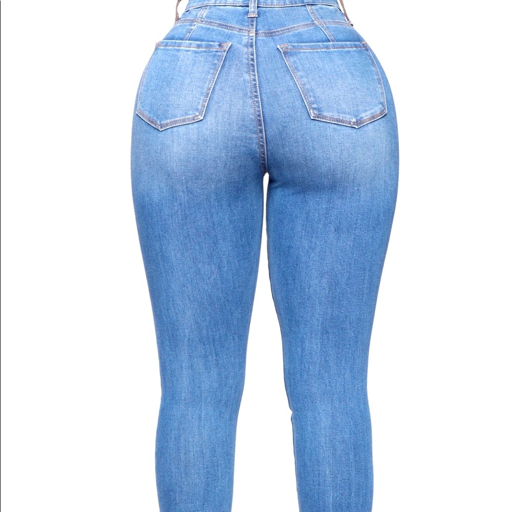 Distressed jeans - Picture 2 of 6
